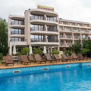 מלון Hotel Central